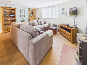 Living Room- click for photo gallery